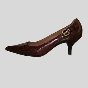 Joan & David Genuine leather shoes Size 9